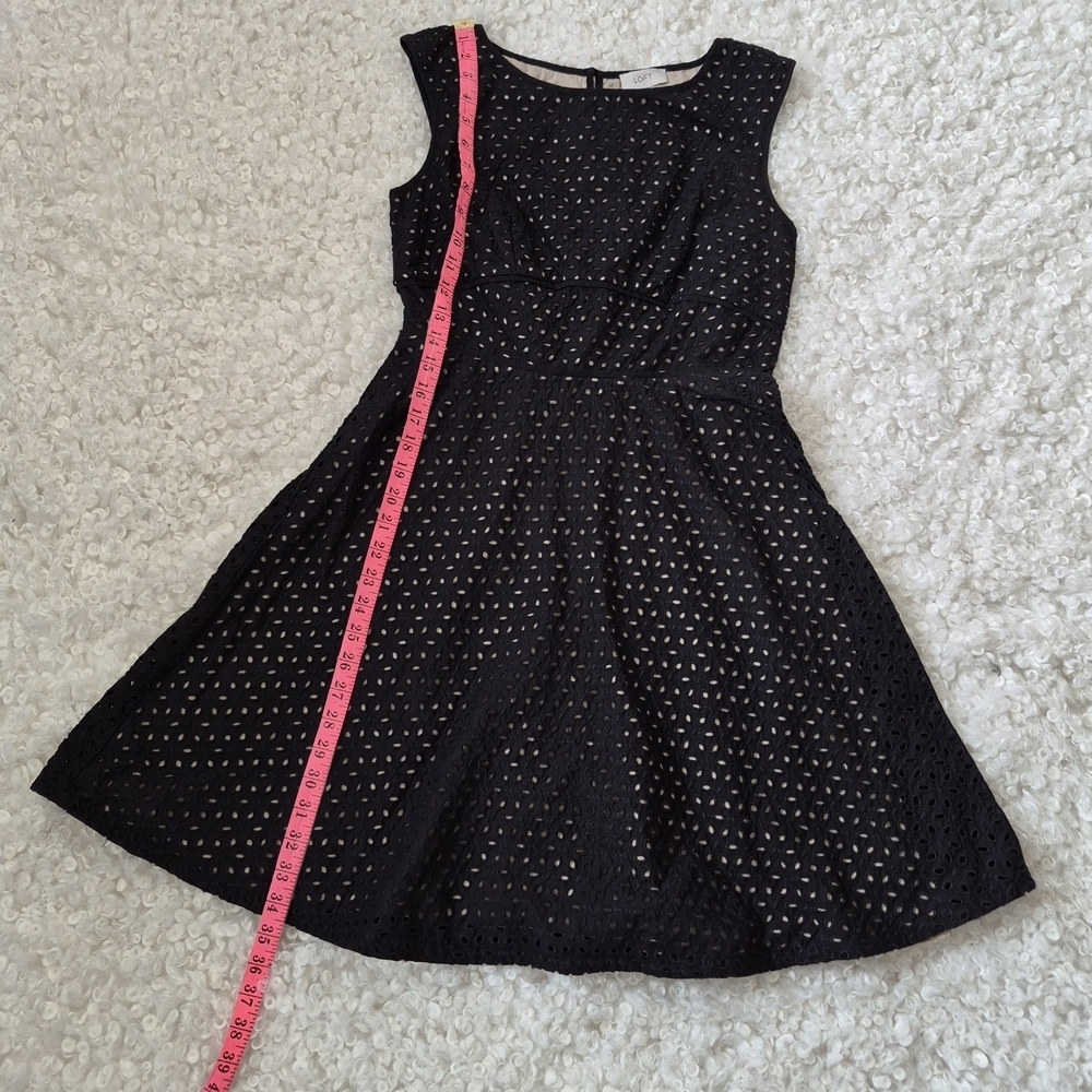 LOFT Eyelet Fit &Flare Mini Dress Black Beige Lining 4 Boho Chic Preppy Cocktail - Picture 5 of 14